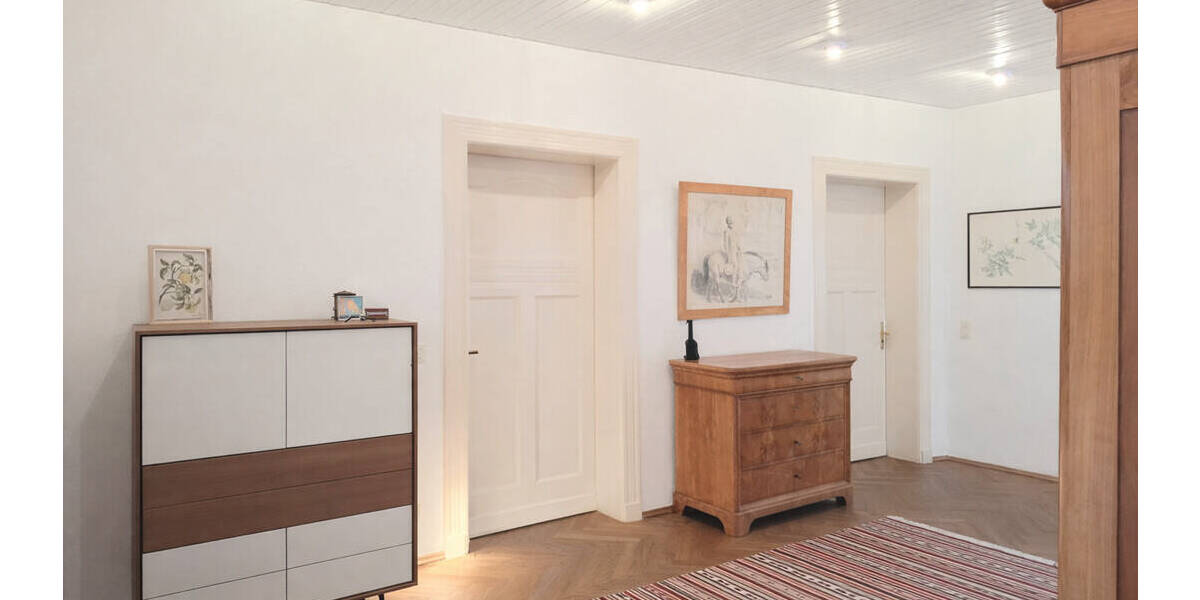 Recklinghausen-West! Helle, großzügige Altbauwohnung mit Balkon in zentraler Lage! - Etagenwohnung Recklinghausen Stadtmitte | Angebot:26056164