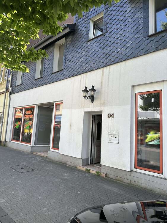 Haus zum Kaufen in Castrop-Rauxel 245.000 € 300 m²