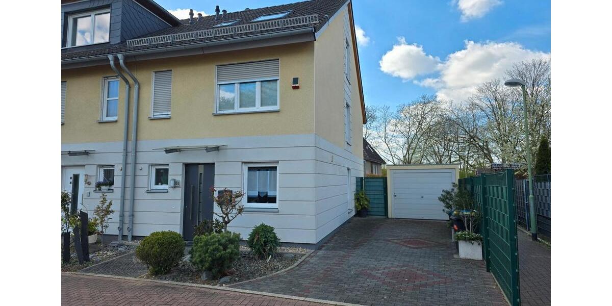 Doppelhaushälfte Essen Stadtbezirk IV - 6.5 Zimmer, 149 m&sup2;, 1.659&euro; | Angebot:25993241