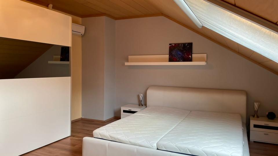 Dachgeschoßwohnung Raesfeld - 3 Zimmer, 85 m&sup2;, 995&euro; | Angebot:27543351