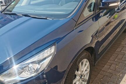 Ford S-Max 158.000 km 14.600 &euro; Duisburg - Alt-Homberg 47198