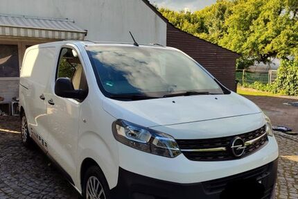Opel Vivaro 150.000 km 10.500 &euro; Neukirchen-Vluyn 47506