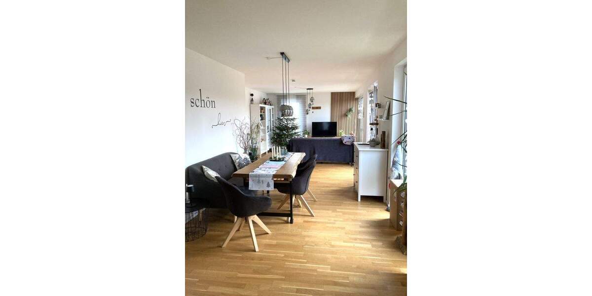 Große 4,5-Raum-Wohnung mit Dachterrasse 4 zimmer