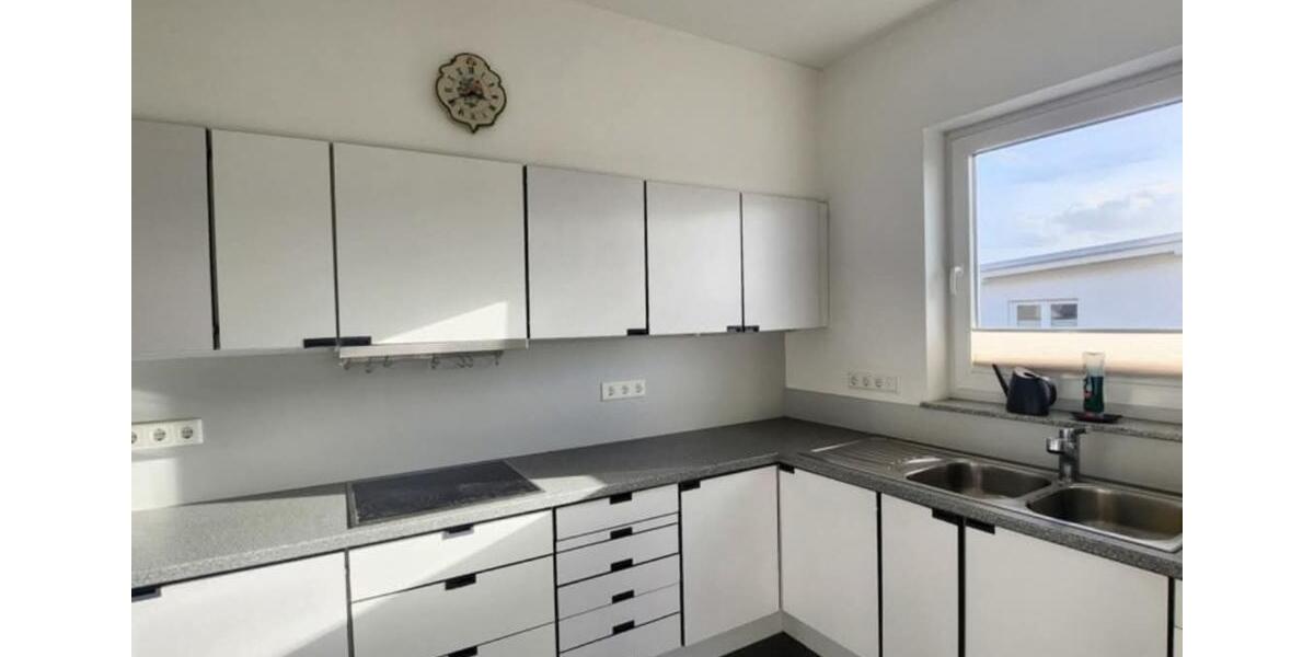 Wohnen mit Flair! Licht und Leben bietet diese Penthouse Wohnung 4.5 zimmer