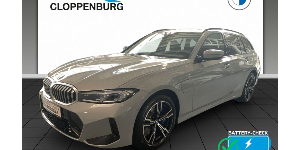 BMW 330 2.077 km 49.950 &euro; Duisburg 47053