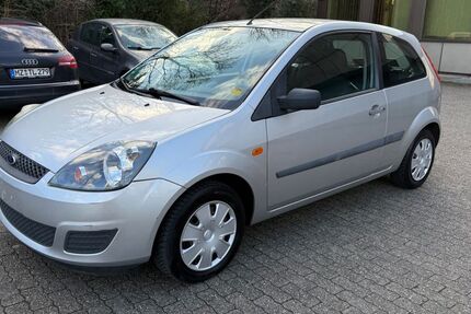 Ford Fiesta 100.000 km 2.799 € Duisburg 47058
