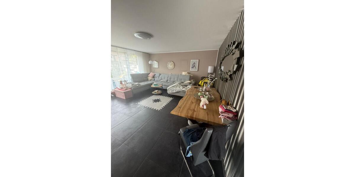 Doppelhaushälfte Oberhausen Biefang - 7 Zimmer, 161 m&sup2;, 1.950&euro; | Angebot:27615887
