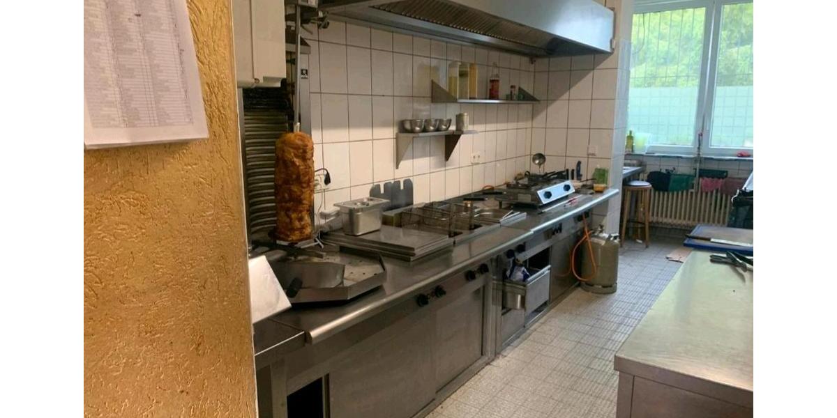 Etagenwohnung Velbert Pöthen - 1 Zimmer, 95 m&sup2;, 1.111&euro; | Angebot:27596754