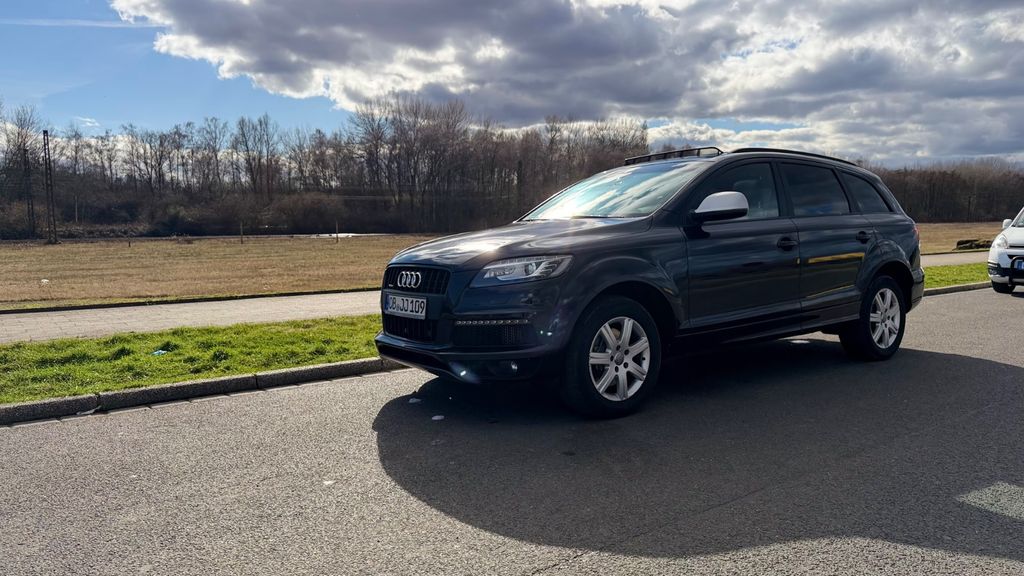 Audi Q7 307.000 km 11.500 &euro; Oberhausen 46145