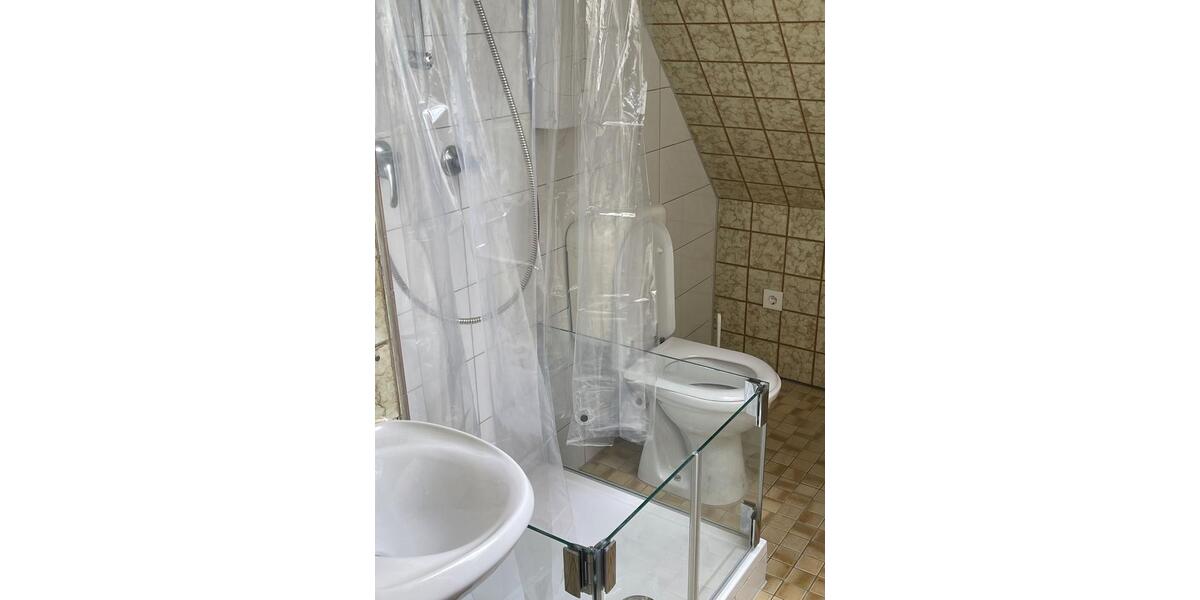 Dachgeschoßwohnung Essen Stadtbezirk VII - 2 Zimmer, 62 m&sup2;, 600&euro; | Angebot:26350508