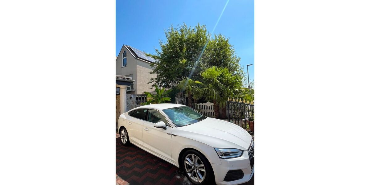 Audi A5 196.000 km 14.900 &euro; Oberhausen 46045