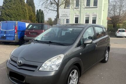 Toyota Corolla Verso 205.000 km 4.000 &euro; Essen 45143