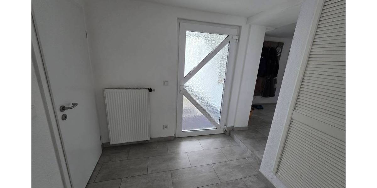 Doppelhaushälfte Velbert Kostenberg - 9 Zimmer, 259 m&sup2;, 650.000&euro; | Angebot:25680192