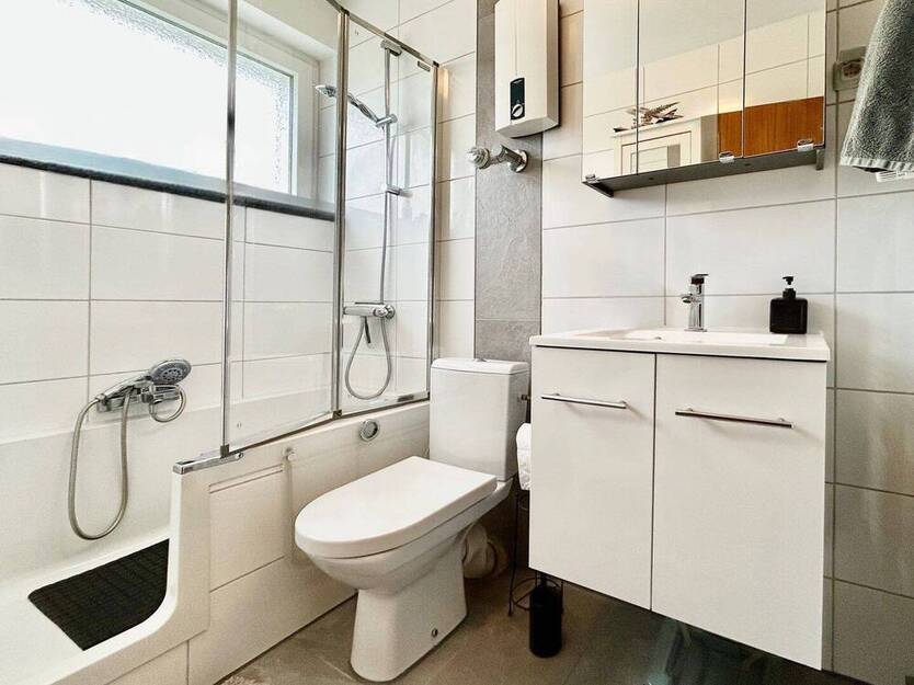 Komfort trifft Natur - barrierefreie Wohnung mit Balkon und Blick in die Baumkronen von Hattingen-Welper