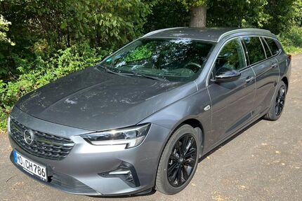 Opel Insignia 97.000 km 15.900 € Moers 47447
