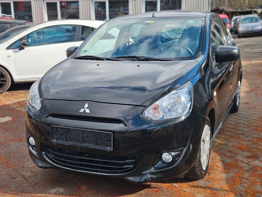 Mitsubishi Space Star 161.000 km 2.799 € Essen 45356