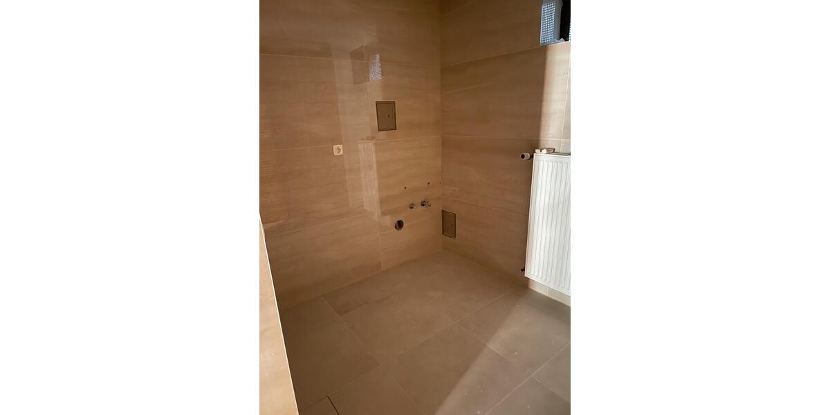 Kernsaniertes Einfamilien-Endhaus mit Garage 7 zimmer