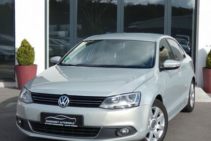VW Jetta 219.394 km 5.250 € Bochum 44807