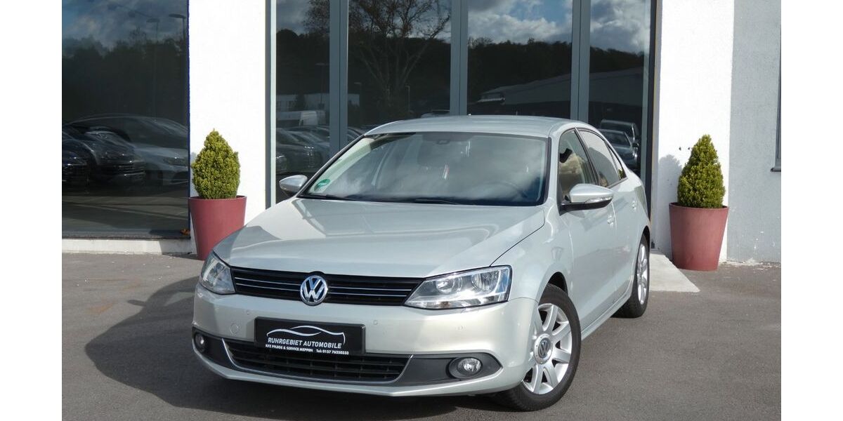 VW Jetta 219.394 km 5.250 € Bochum 44807