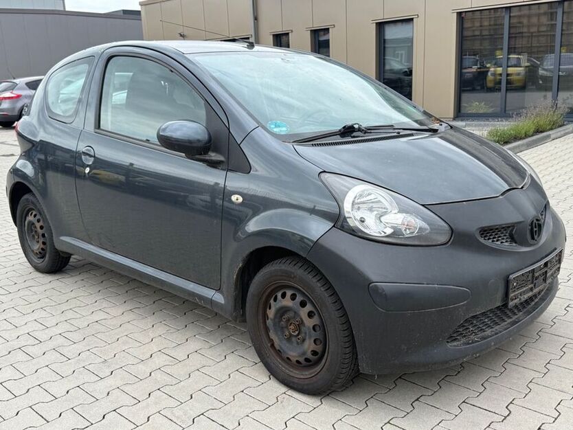 Aygo (X)