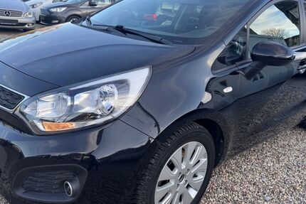 Kia Rio 138.000 km 5.999 &euro; Essen 45355