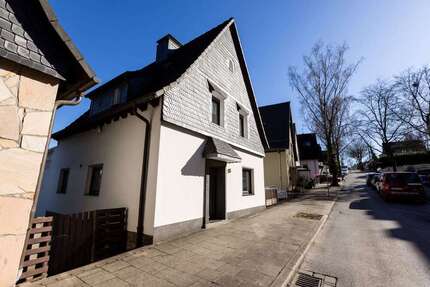 Haus Heiligenhaus - 4 Zimmer, 190 m&sup2;, 460.000&euro; | Angebot:25927120