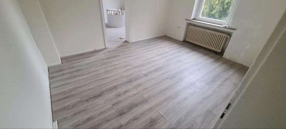 Etagenwohnung Duisburg Mittelmeiderich - 3 Zimmer, 75 m&sup2;, 900&euro; | Angebot:26364723