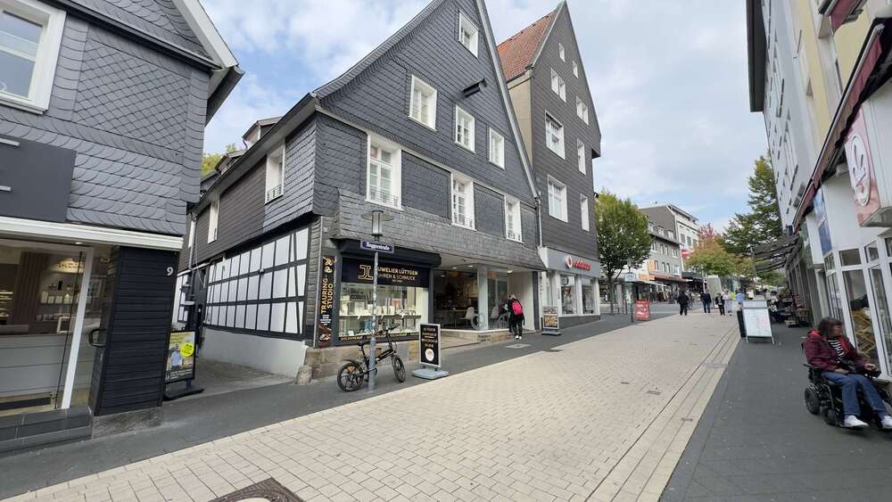 Charmante 2,5-Zimmer-Dachgeschosswohnung in Hattingens Altstadt mit hohen Decken und Komfort - Dachgeschoßwohnung Hattingen | Angebot:27365948