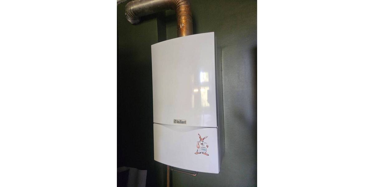 *Mehrfamilienhaus mit 4 Eigentumswohnungen und Garten im Hinterhof * 1 zimmer