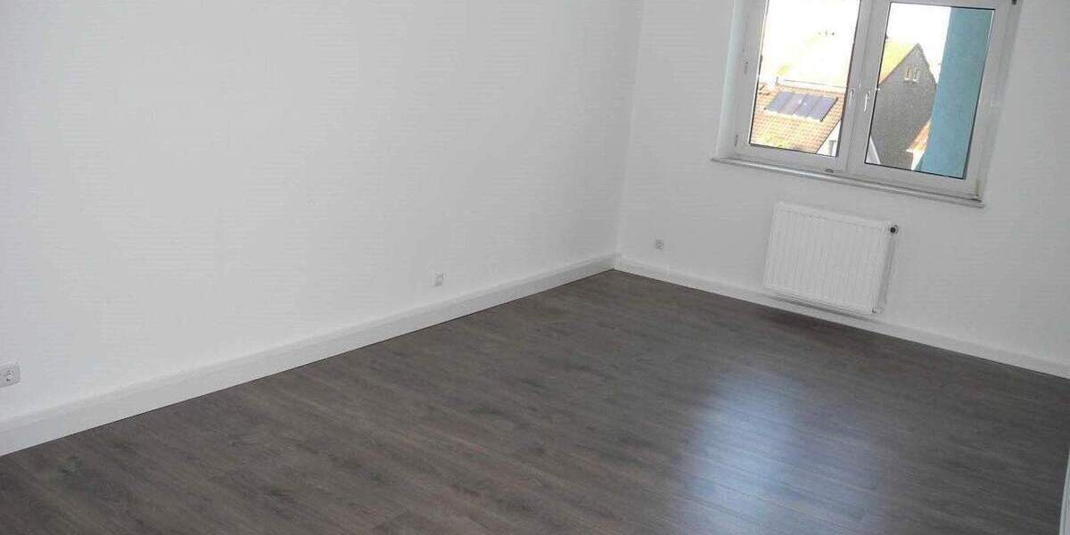 Attraktive 4,5 Zimmer mit Gartennutzung 4 zimmer