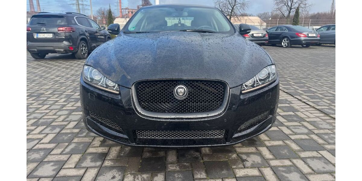 Jaguar XF 129.588 km 10.690 &euro; Duisburg 47169