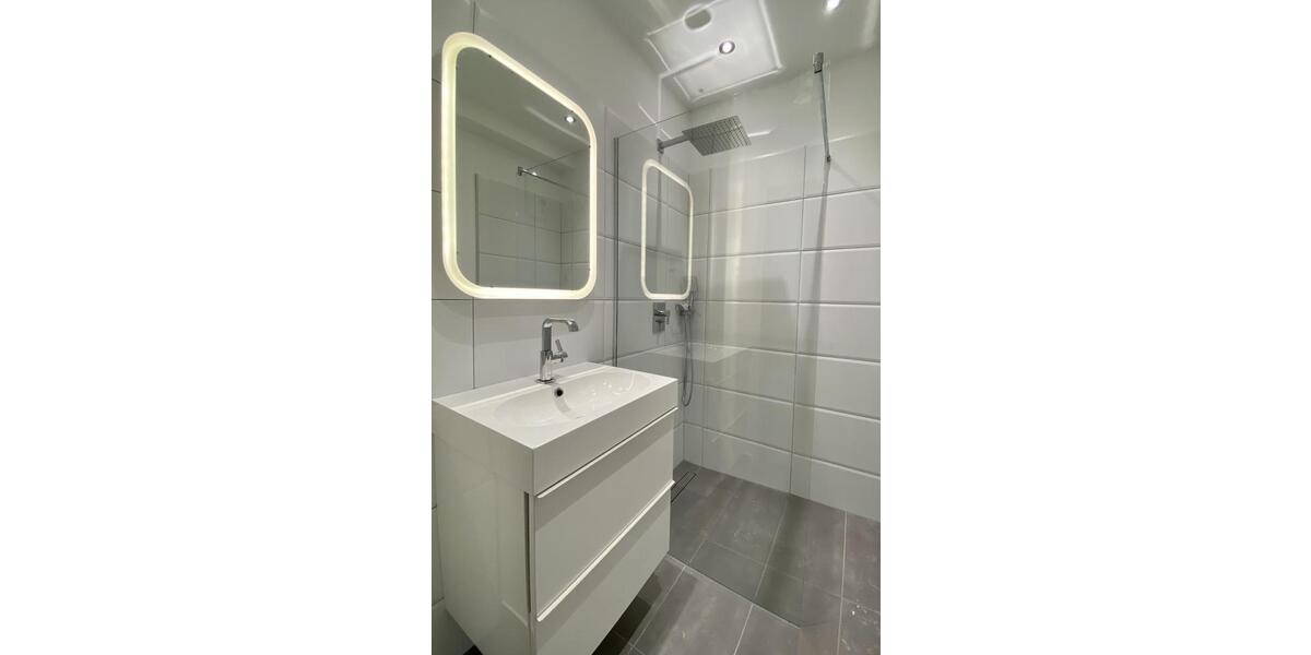 Stilvolles Apartment komplett möbliert mit eigenem Stellplatz vor den Toren Düsseldorfs 1 zimmer