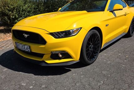 Ford Mustang 36.000 km 32.600 &euro; Rheinberg 47495