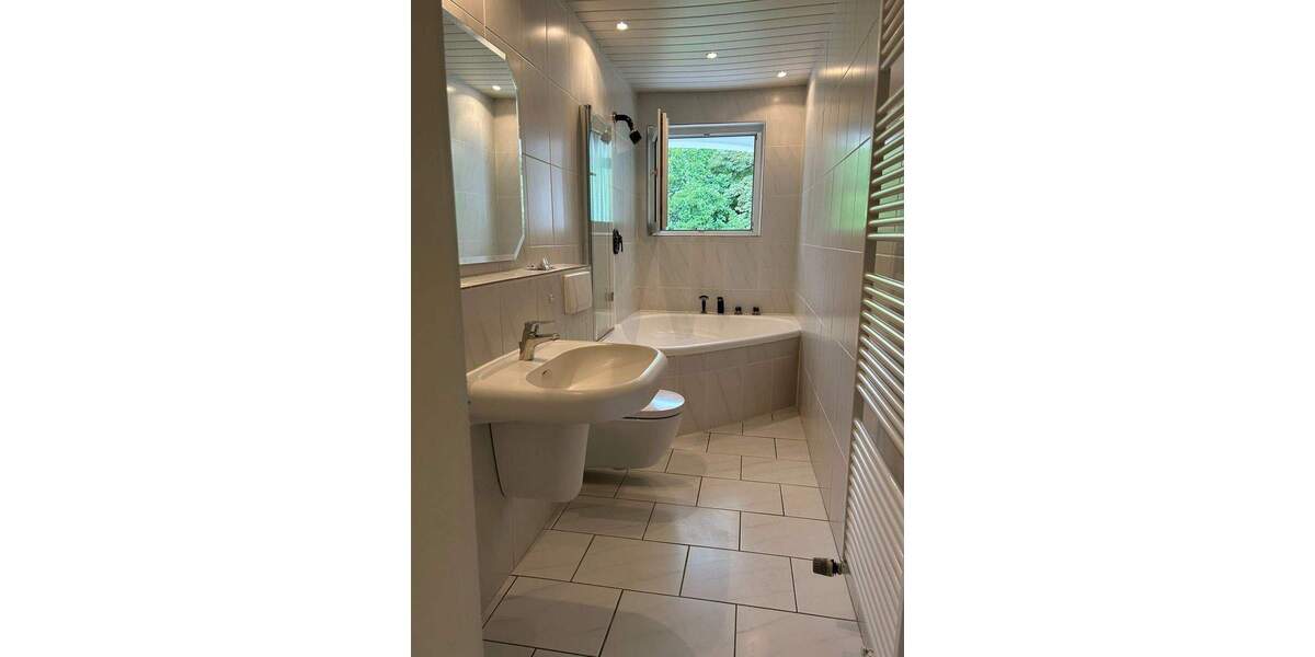 Charmante Wohnung mit EBK im Ehrenfeld 2 zimmer