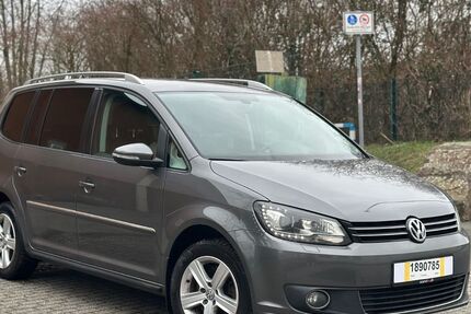 VW Touran 171.000 km 8.890 &euro; Dorsten 46284