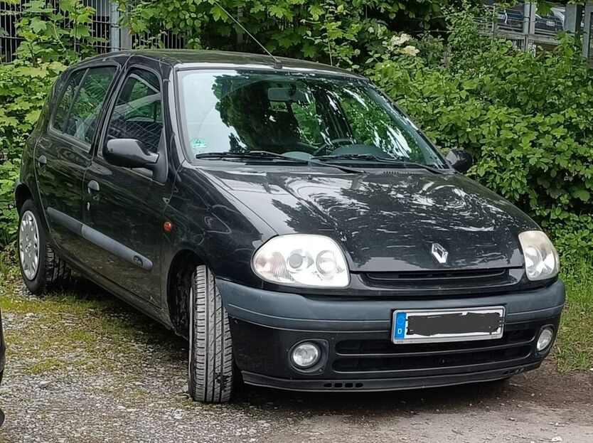 Renault Clio 142.791 km 1.400 € Duisburg 47259