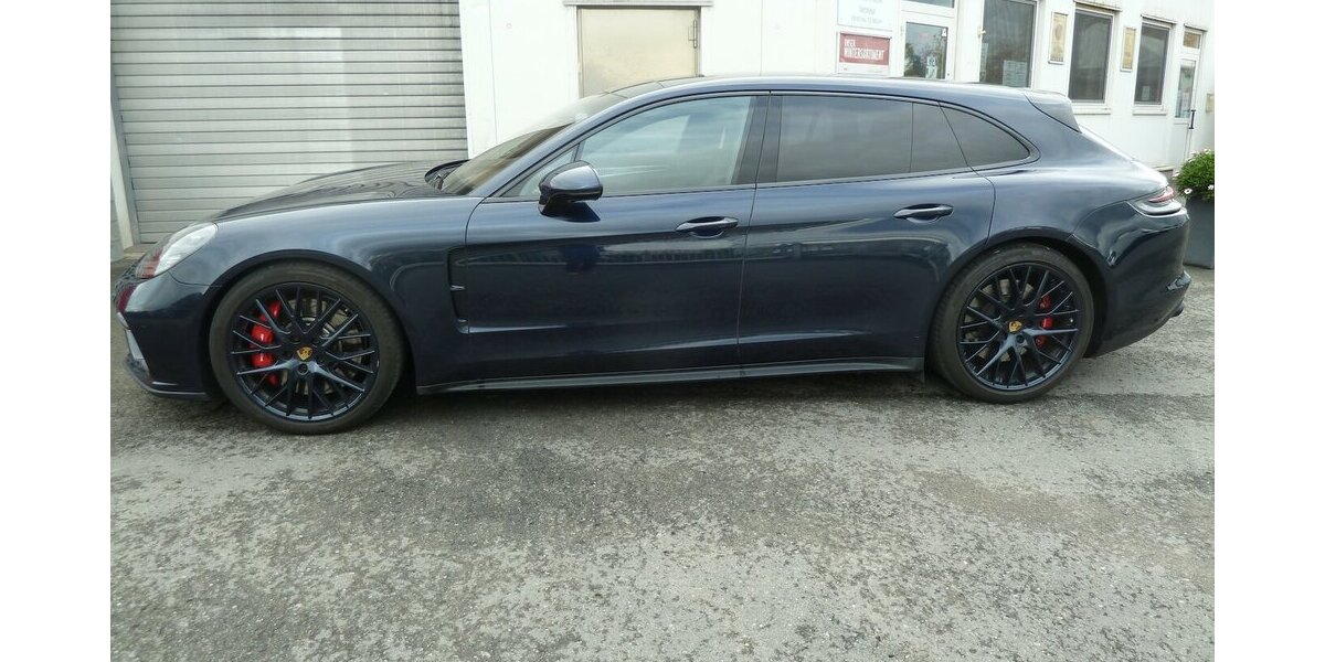 Porsche Panamera Turbo Sport Turismo Chrono Pano Matrix 105.000 km 62.900 € Ratingen 40885
