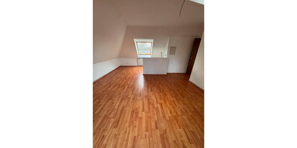 Dachgeschoßwohnung Herne Baukau - 2 Zimmer, 40 m&sup2;, 420&euro; | Angebot:26305502