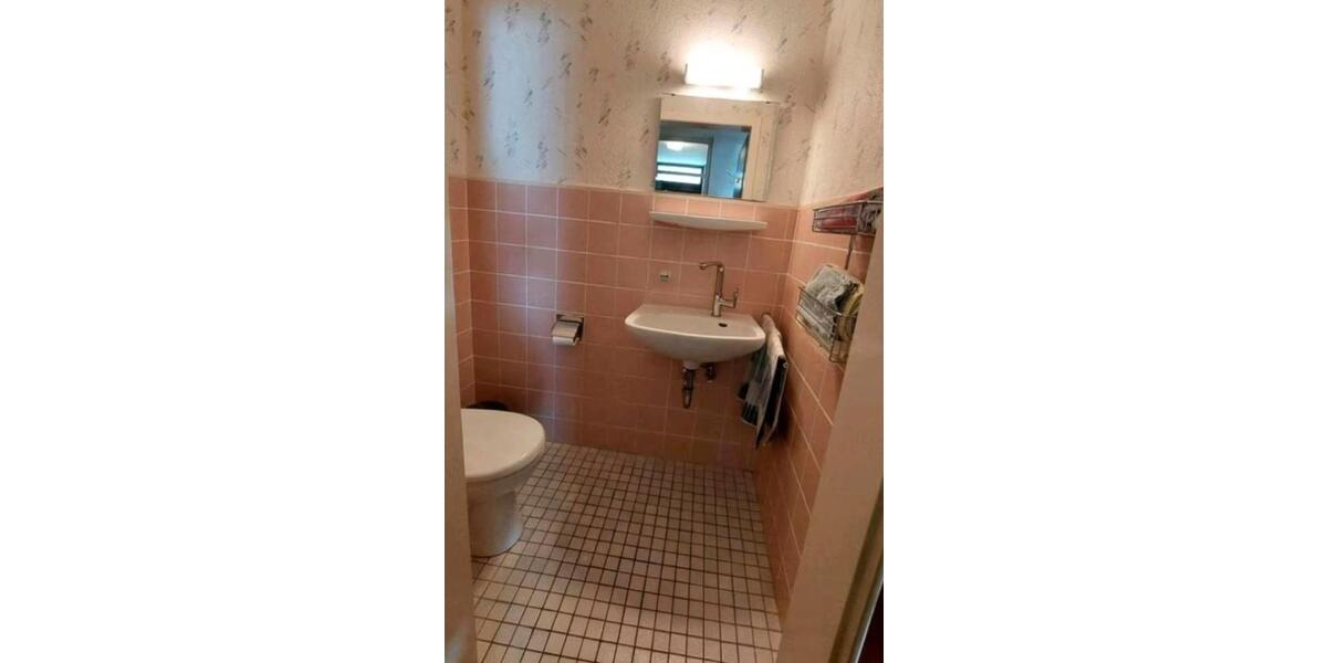 Modernisiertes Split-Level-Haus in Bochum-Höntrop von Privat 5.5 zimmer