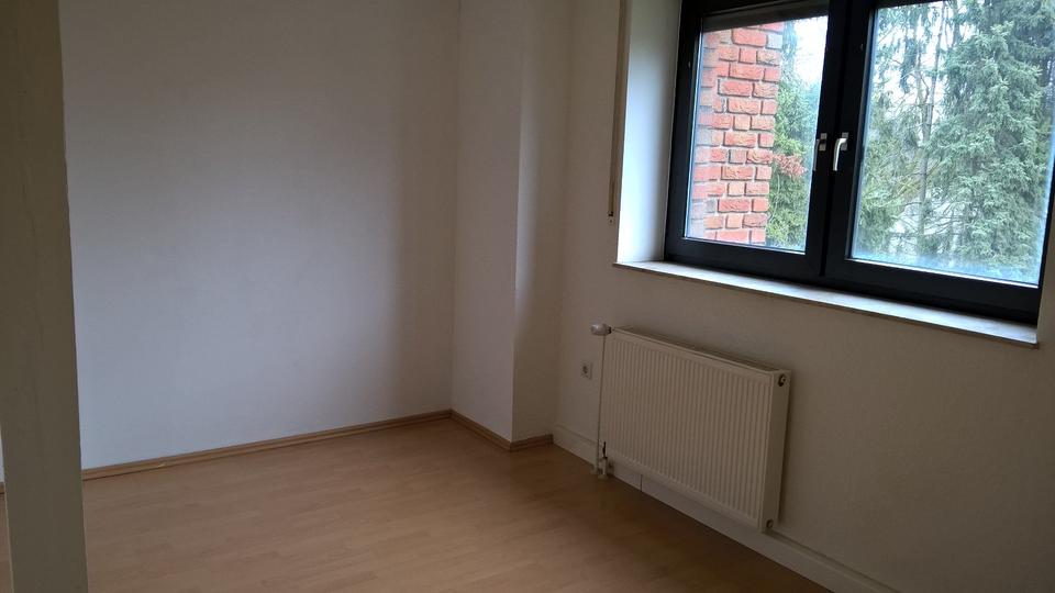Dachgeschoßwohnung Gelsenkirchen Buer - 3.5 Zimmer, 75 m&sup2;, 650&euro; | Angebot:26396503