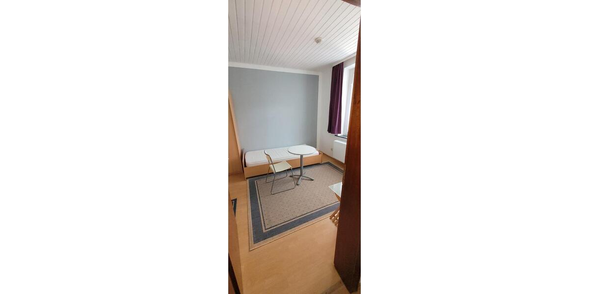 Etagenwohnung Duisburg Laar - 1 Zimmer, 20 m&sup2;, 270&euro; | Angebot:26104587