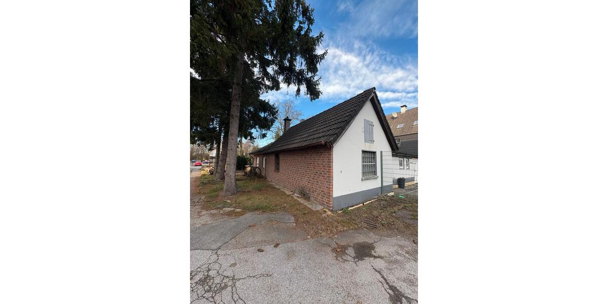 2 Wohnhäuser, Garagen und Werkstatt zur Miete 14 zimmer