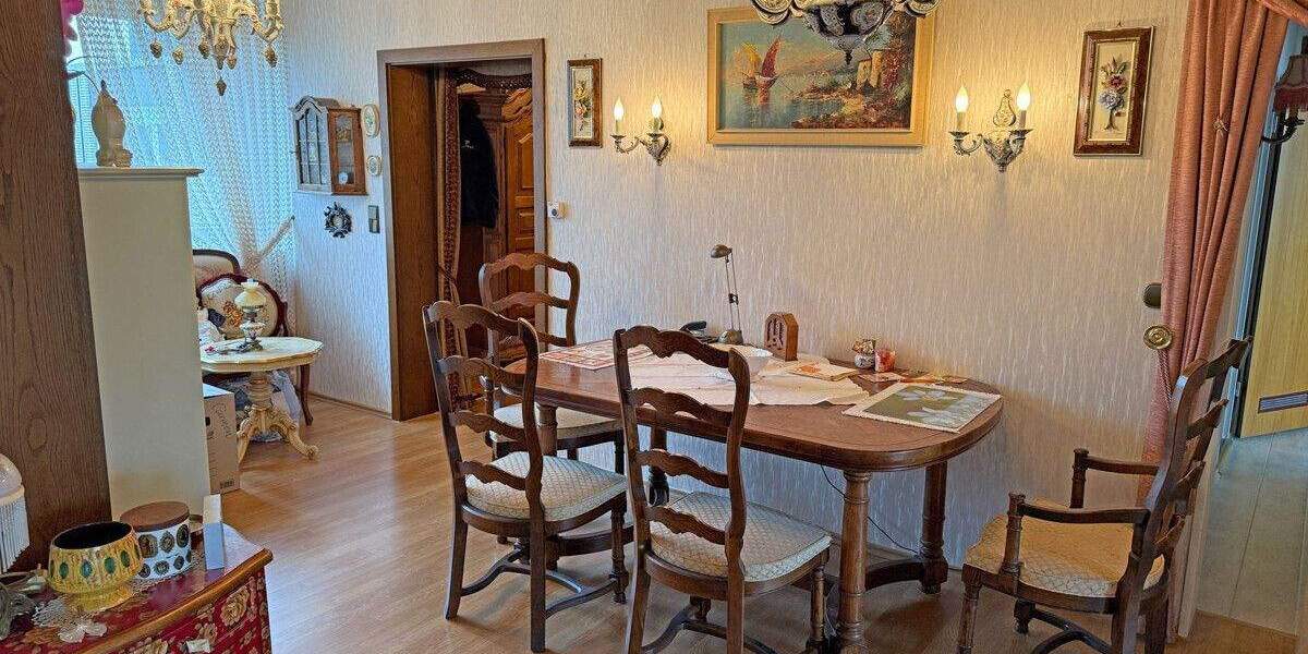 Attraktive 4-Zimmer-Wohnung mit Loggia und Aufzug in Neukirchen-Vluyn! 4 zimmer