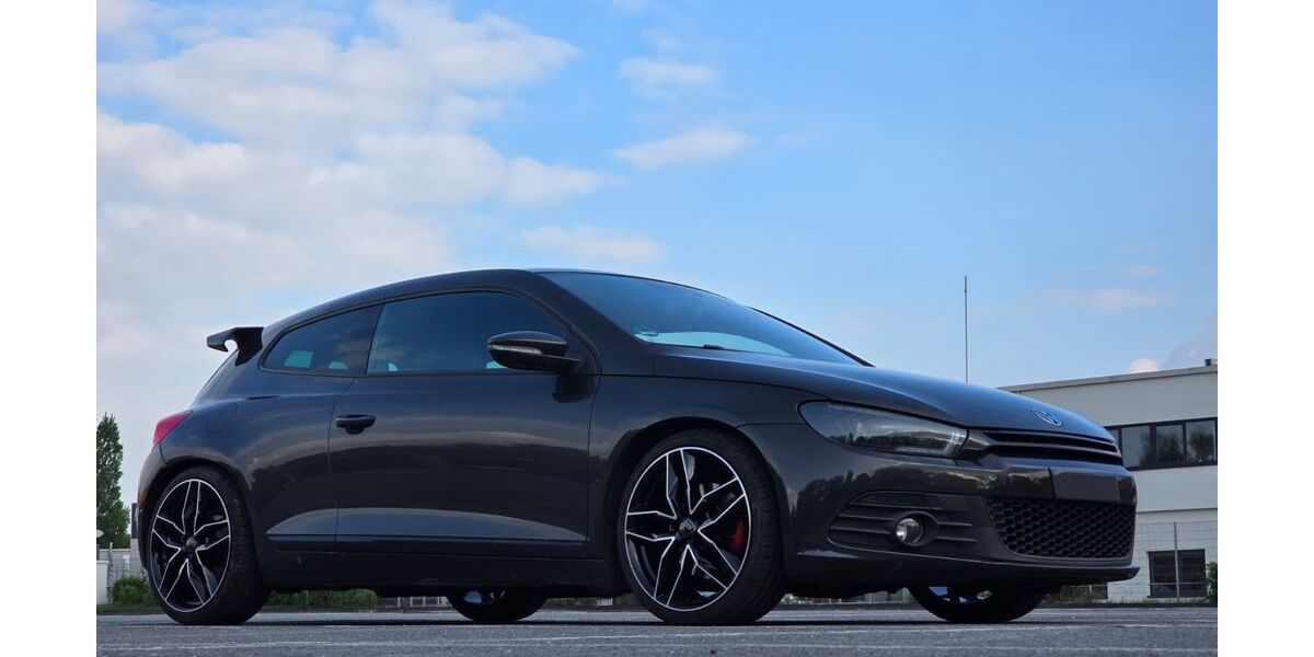 VW Scirocco 141.000 km 5.000 &euro; Castrop-Rauxel 44575