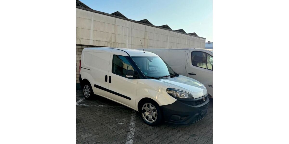 Fiat Doblo 135.000 km 6.700 &euro; Oberhausen 46049