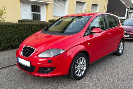 Seat Altea 224.000 km 2.300 &euro; Essen 45307