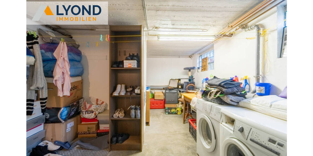 Exponierte Lage in Moers-Kapellen Doppelhaushälfte mit Potenzial- ruhige und zentrale Lage 8 zimmer