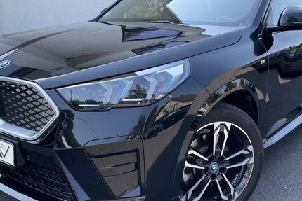 BMW iX2 17.918 km 46.770 € Essen 45134