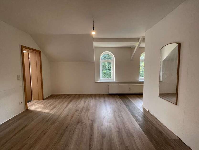 Wohnung zum Mieten in Duisburg 335 € 61 m²