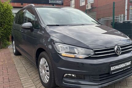 VW Touran 132.490 km 12.990 &euro; Oberhausen 46149